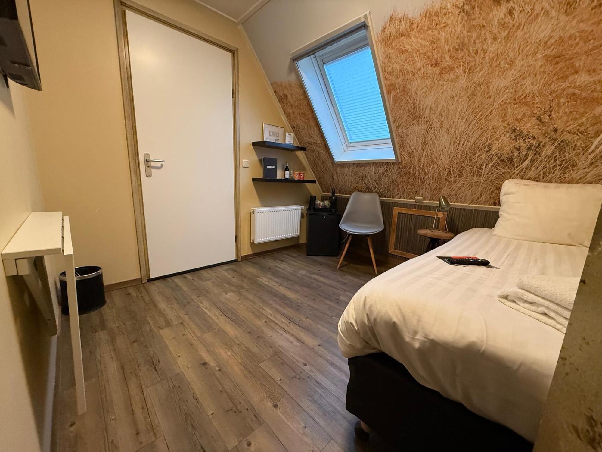 Hotel Bij Hen Op Ameland Hollum  Exterior foto